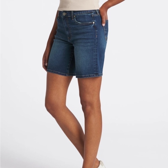 Kut from Kloth Catherine Boyfriend Short - Picture 3 of 8